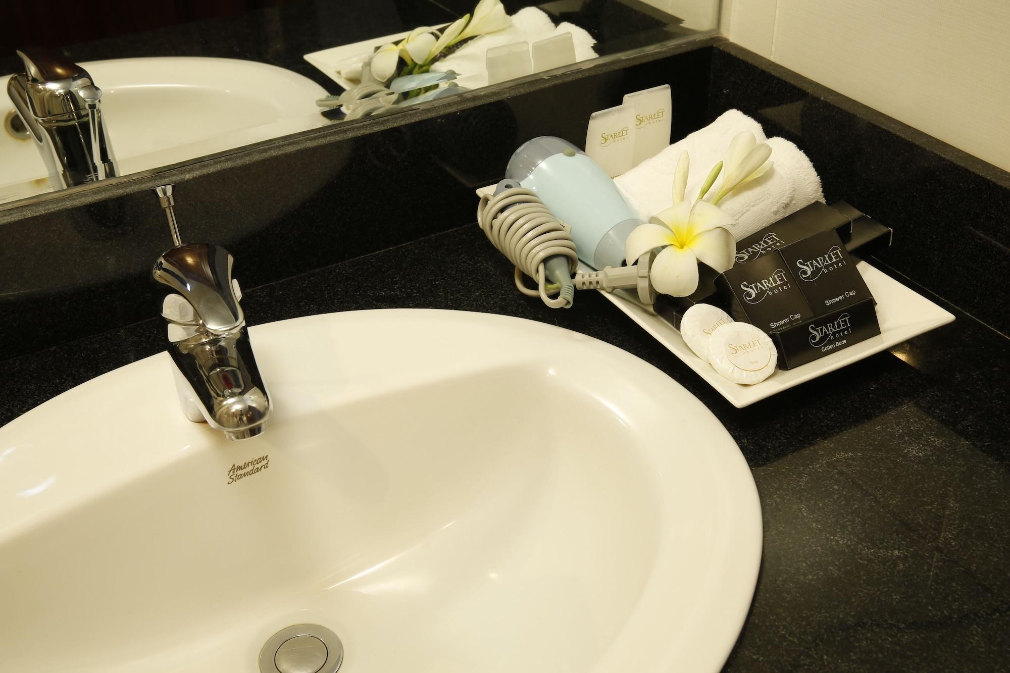 Starlet Hotel Нячанг Экстерьер фото