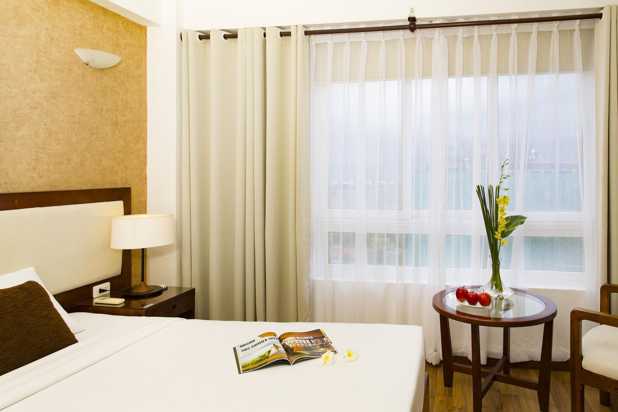 Starlet Hotel Нячанг Экстерьер фото